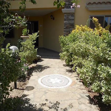 Andalas أولبيا