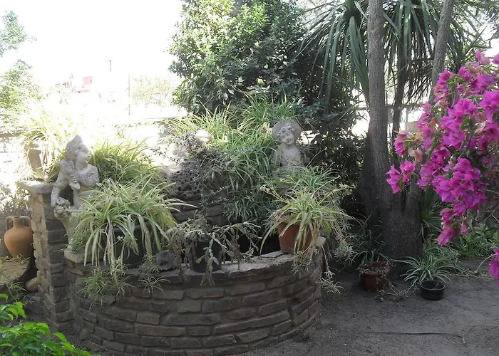 Alojamento de Acomodação e Pequeno-almoço Andalas 3*